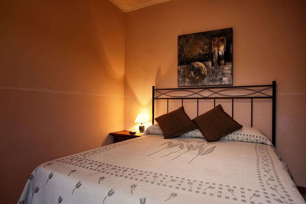 Hostal Populetus Poboleda Esterno foto
