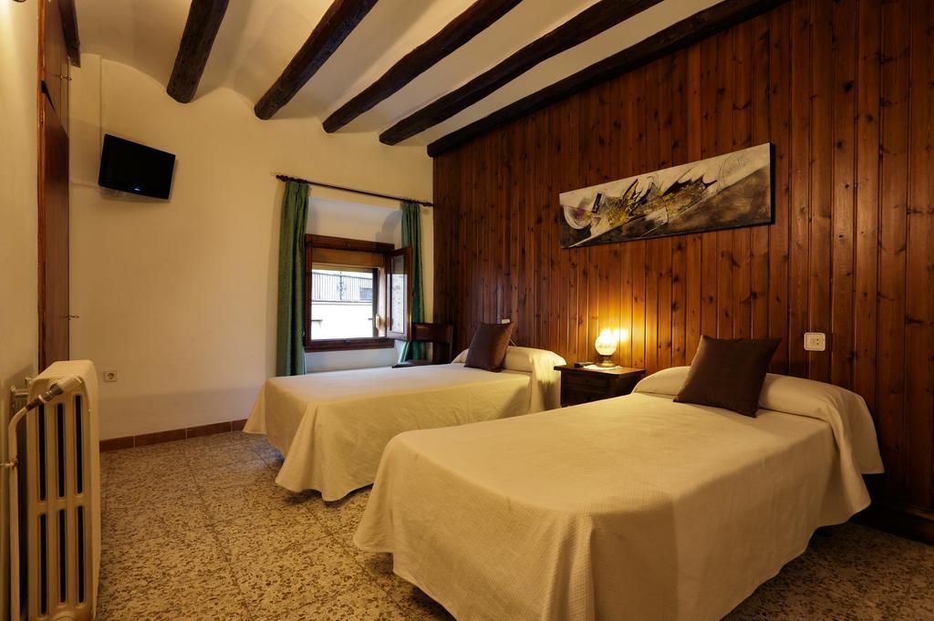 Hostal Populetus Poboleda Esterno foto