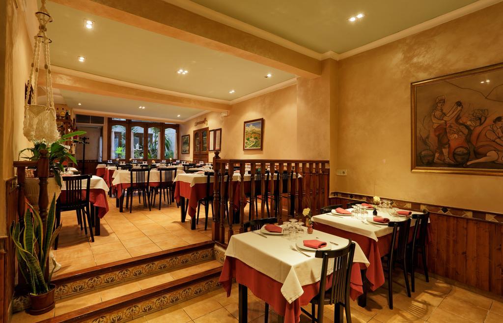 Hostal Populetus Poboleda Esterno foto